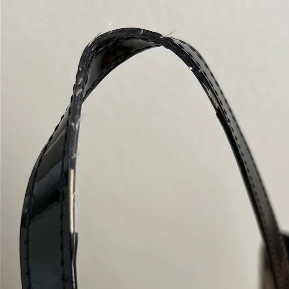 Kate Spade black and Cream Striped large Tote - Picture 15 of 16